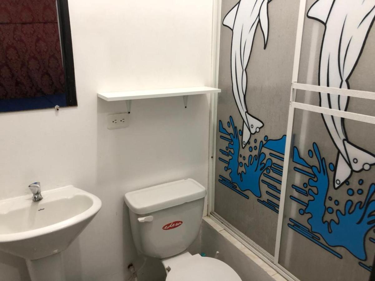 Hostal Playa Imperial Manta Zewnętrze zdjęcie