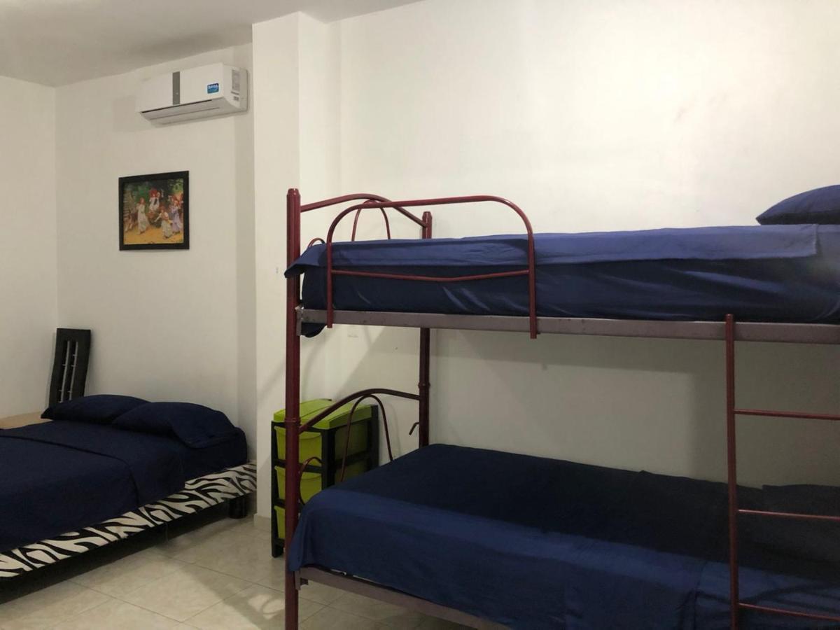 Hostal Playa Imperial Manta Zewnętrze zdjęcie