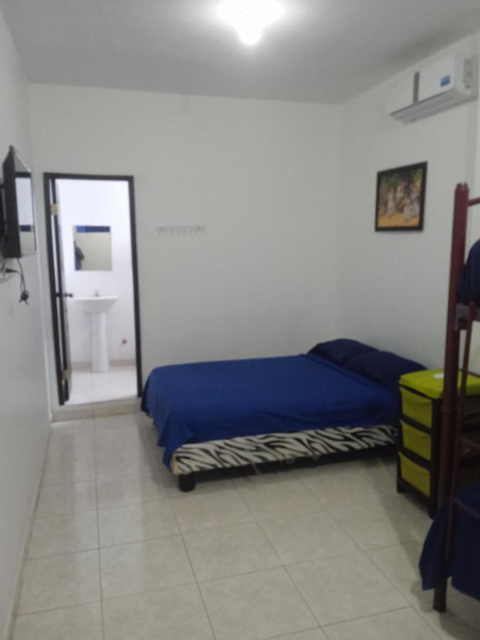 Hostal Playa Imperial Manta Zewnętrze zdjęcie
